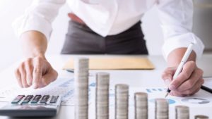 Giảm sai lệch số liệu tài chính: Cần mở rộng giám sát kiểm toán và doanh nghiệp niêm yết